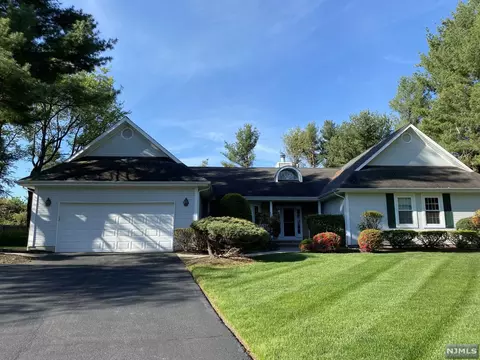 116 Sturbridge Cir, Wayne, NJ 07470 photo 1