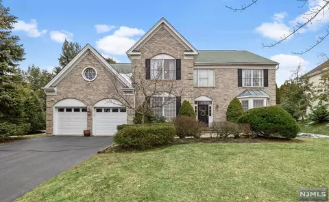 11 Almadera Dr, Wayne, NJ 07470 photo 1