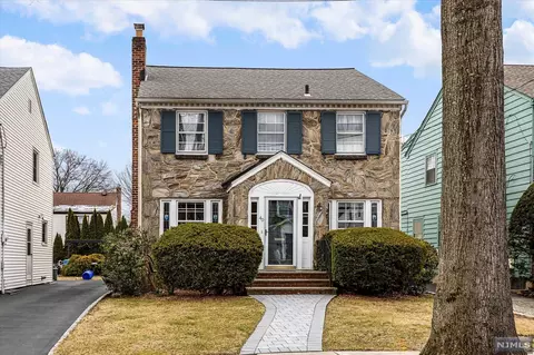40 Oak St, Nutley, NJ 07110 photo 1