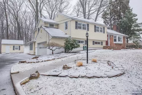 386 Ratzer Rd, Wayne, NJ 07470 photo 1