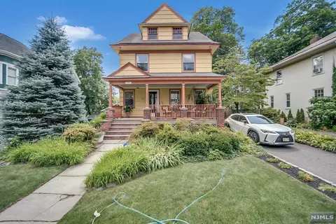 355 Lookout Ave, Hackensack, NJ 07601 photo 1