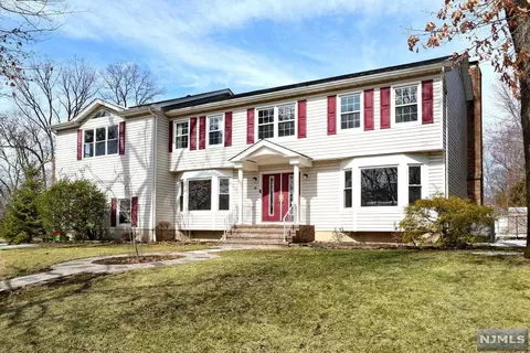 57 Yellow Brick Rd, Wayne, NJ 07470 photo 1