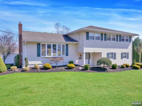 10 Corvair Pl, Wayne, NJ 07470 photo 1