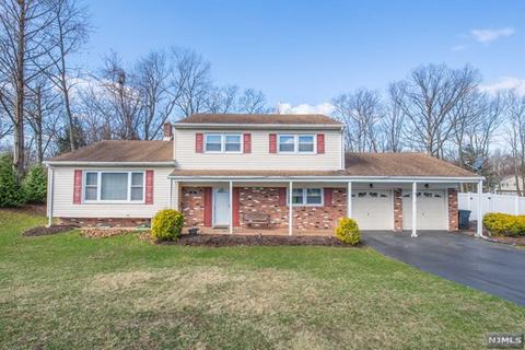 12 Vernon Ct, Wayne, NJ 07470 photo 1