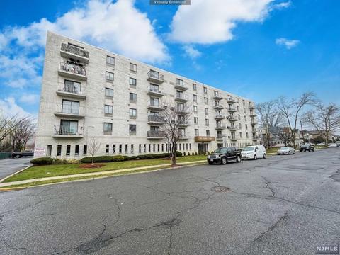 281 Park St #3K, Hackensack, NJ 07601 photo 1