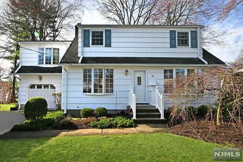 10 Warren Pl, Waldwick, NJ 07463 photo 1