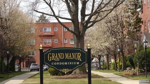 5 Romaine Ct #B-5, Hackensack, NJ 07601 photo 1