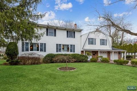 3 Park St, Demarest, NJ 07627 photo 1