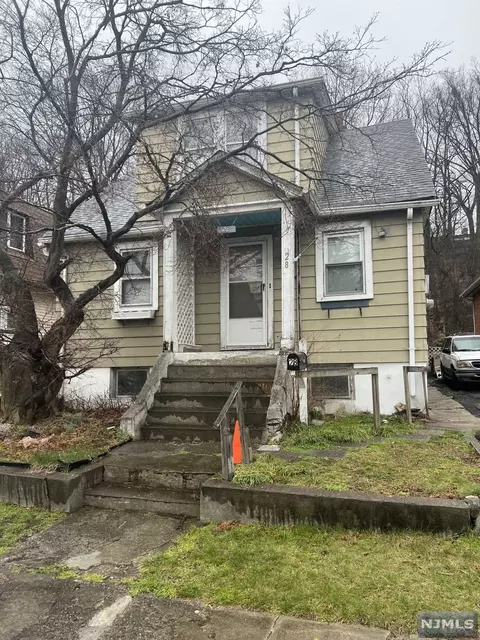 28 Brook Ave, Wallington, NJ 07057 photo 1