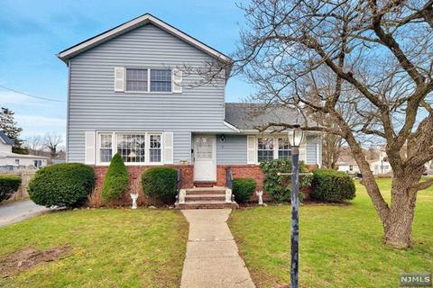 7 Debow Ave, Wanaque, NJ 07465 photo 1