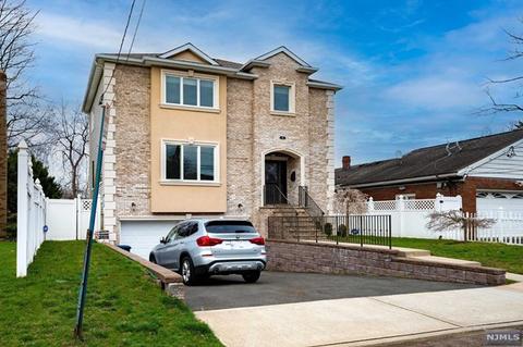 196 Willow Ave, Hackensack, NJ 07601 photo 1