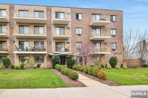 245 Anderson St #2E, Hackensack, NJ 07601 photo 1