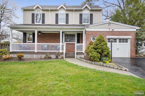 270 Berkeley Rd, River Edge, NJ 07661 photo 1