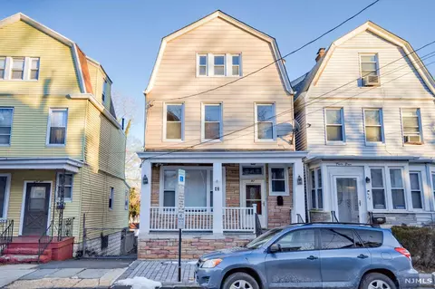 40 Newton Pl, Irvington, NJ 07111