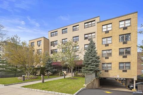 300 Lookout Ave #A5, Hackensack, NJ 07601 photo 1