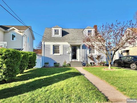 472 Parker Ave, Hackensack, NJ 07601 photo 1