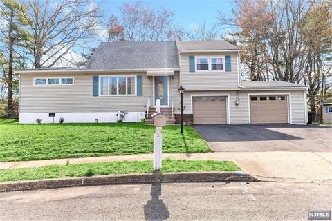 13 Talsman Ct, Wayne, NJ 07470 photo 1