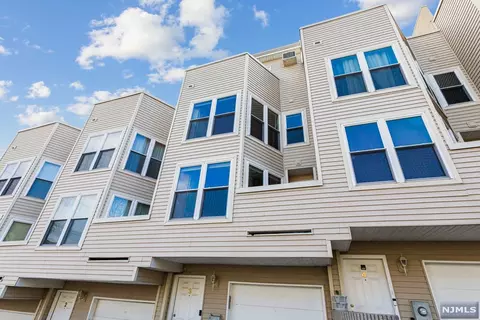925 Main St #3, Hackensack, NJ 07601 photo 1