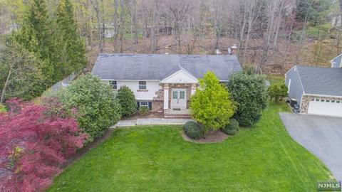 35 Divan Way, Wayne, NJ 07470 photo 1