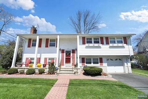 219 Grayson Pl, Teaneck, NJ 07666 photo 1