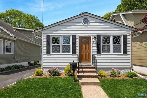 21 Duncan Pl, Nutley, NJ 07110 photo 1