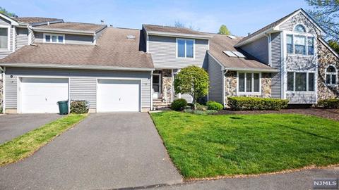 23 Mulford Dr, Wayne, NJ 07470 photo 1