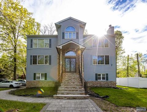 255 Dorsa Ave, Wayne, NJ 07470 photo 1
