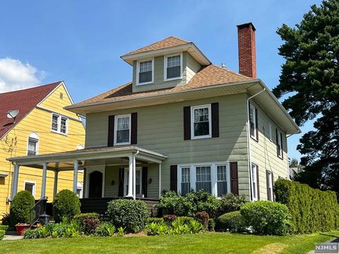 276 Hamilton Pl, Hackensack, NJ 07601 photo 1