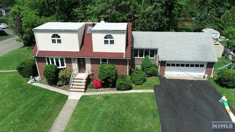 53 Fairfield Dr, Paramus, NJ 07652 photo 1