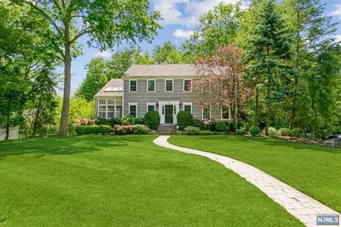 10 Old Stable Rd, Demarest, NJ 07627 photo 1