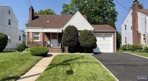 110 Catalpa Ave, Hackensack, NJ 07601 photo 1