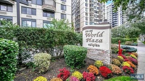 326 Prospect Ave #12E, Hackensack, NJ 07601 photo 1