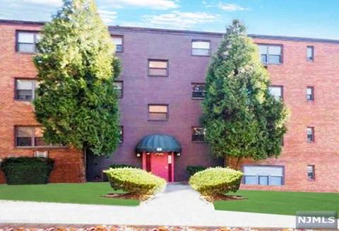 60 Vanderbeck Pl #A, Hackensack, NJ 07601 photo 1