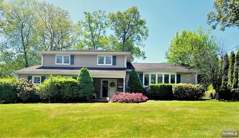 37 Eleron Pl, Wayne, NJ 07470 photo 1