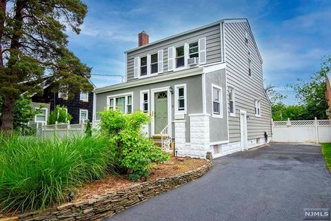 16 Westervelt Pl, Teaneck, NJ 07666 photo 1