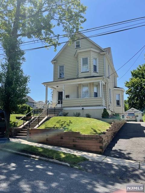 514 Terhune St, Teaneck, NJ 07666 photo 1