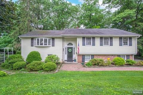 42 Ingraham Ter, Wayne, NJ 07470 photo 1