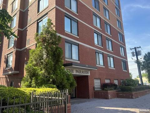 275 State St #3B, Hackensack, NJ 07601 photo 1