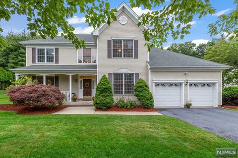20 Almadera Dr, Wayne, NJ 07470 photo 1
