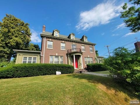420 Summit Ave, Hackensack, NJ 07601 photo 1