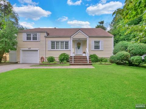 33 Colville Rd, Wayne, NJ 07470 photo 1