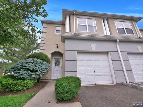 8027 Brittany Dr, Wayne, NJ 07470 photo 1