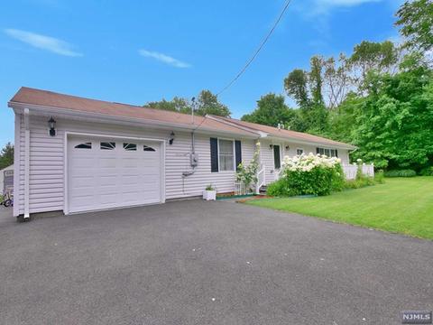 12 Franklin Ave, Wayne, NJ 07470 photo 1