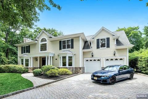 47 Forest Rd, Demarest, NJ 07627 photo 1