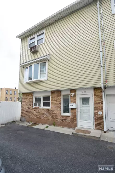 138 68th St # C, Guttenberg, NJ 07093