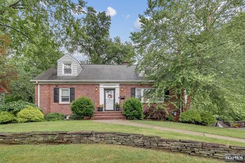 21 Sunset Ter, Wayne, NJ 07470 photo 1