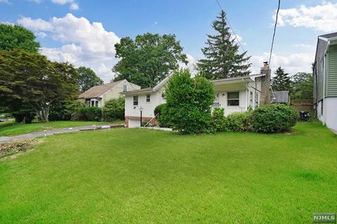 78 Linden Rd, Wayne, NJ 07470 photo 1