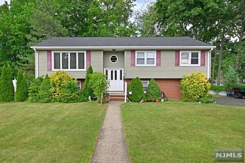 524 Forest Ave, Paramus, NJ 07652 photo 1