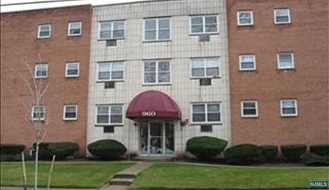 960 Main St #6, Hackensack, NJ 07601 photo 1