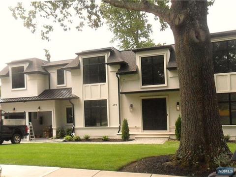 479 Cedar Ln, Paramus, NJ 07652 photo 1